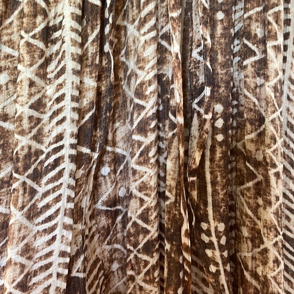 Cover up - Picture 2 of 3